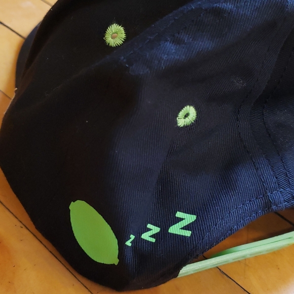 Star Wars baby Yoda precious cargo Hat - Picture 2 of 7